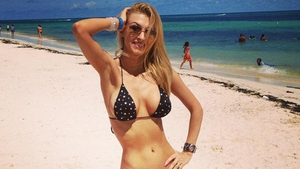 Nu mai poate ascunde acest lucru! Dovada ca Andreea Balan si-a pus silicoane: "Esti foarte frumoasa, dar putin prea slaba"