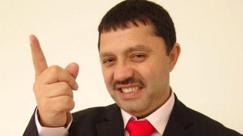 Cum arată palatul lui Nicolae Guță din Petroșani în care a investit două milioane de euro. FOTO