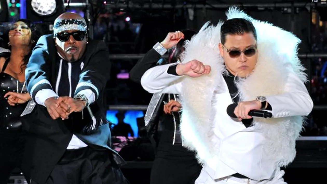 Isterie maximă la Revelion în Times Square, New York! Psy a pus în mişcare mii de oameni cu Gangnam Style! Ce show incendiar!