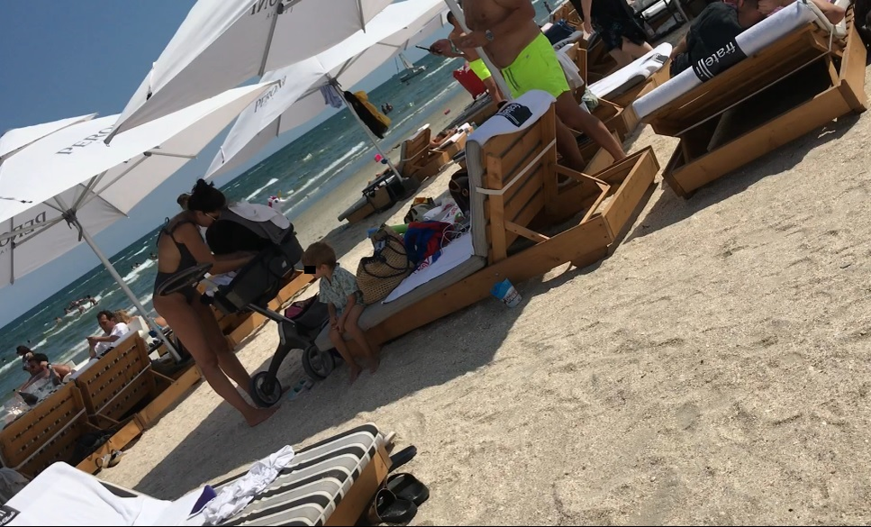 Alina Pușcaș s-a relaxat alături de familie pe o plajă renumită din Mamaia