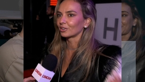 Roxana Ionescu îi forțează mâna lui “Moș” Tinu Vidaicu de Crăciun: “Să vină mai repede!”