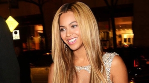 Imaginea care a facut ravagii in intreaga lume! Cum a fost surprinsa Beyonce alaturi de fetita ei, Blue Ivy Carter