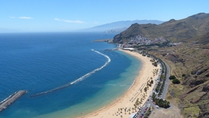 Incredibil! Ce a găsit un român în camera unui hotel de 4 stele din Tenerife: „Deși pe dinafară clădirea arată bine, în interior...”