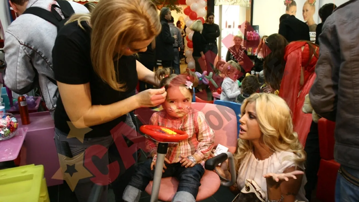 Vedetele si-au dus copiii la hairstylist! Fetita lui Lazarus si a lui Rosse-Marie si-au facut de cap la coafor