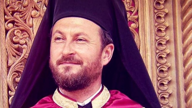 Fostul episcop al Hușilor, reținut pentru săvărșirea infracțiunii de act sexual cu un minor