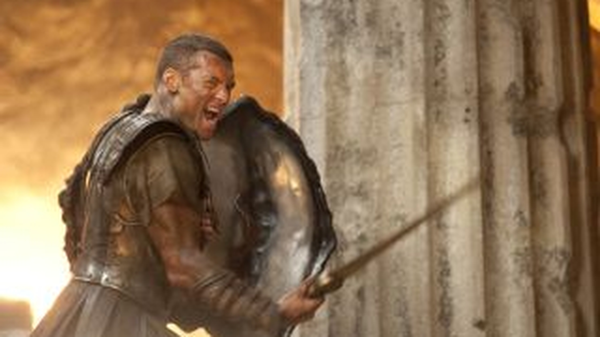 In ciuda criticilor nefavorabile, "Clash of the Titans" a generat incasari de 64,1 milioane de dolari si este no. 1 in box office-ul american