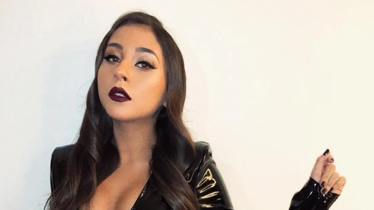 Câte operații estetice are Nicole Cherry! Are 20 de ani