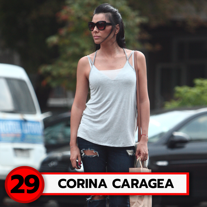 Top 30 cei mai discreți sâni din showbiz. Ce poziții ocupă Corina Caragea, Sandra Izbașa sau Iulia Albu?!