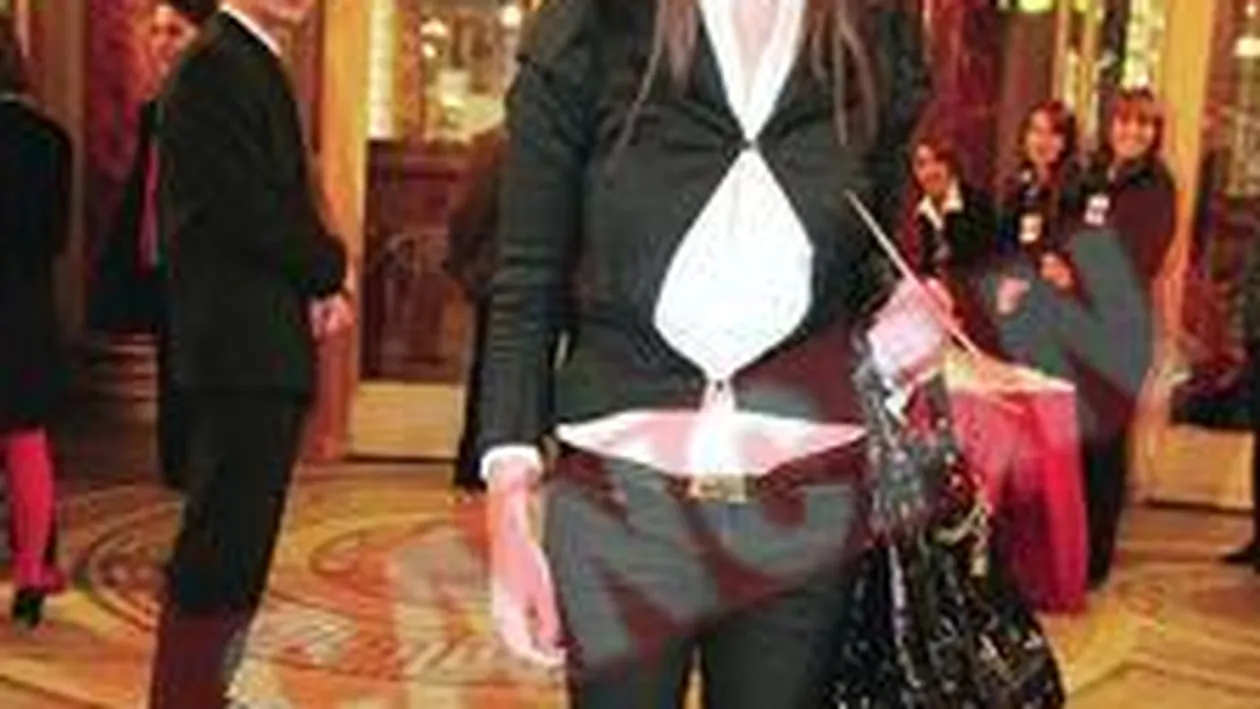 Elena Basescu, defaimata de Associated Press