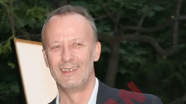 Andrei Gheorghe isi invata cei patru copii sa nu minta, sa nu intarzie si sa se tina de cuvant