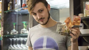 Am făcut calculul complet. Ce salariu lunar are un chelner român în Germania + bacșișuri