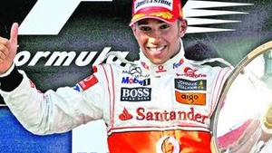 Hamilton a castigat in China