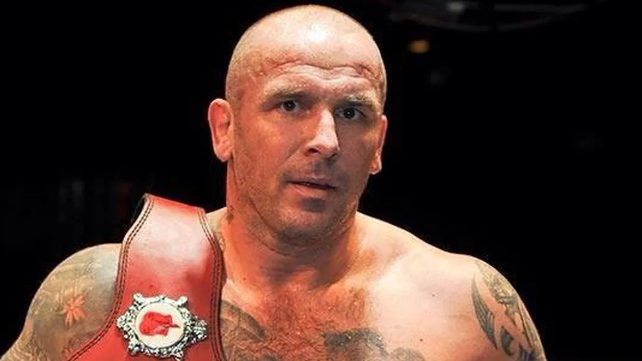 Catalin Zmarandescu este un dur, insa din cand in cand devine mielusel. Vezi cine-l aduce in aceasta postura