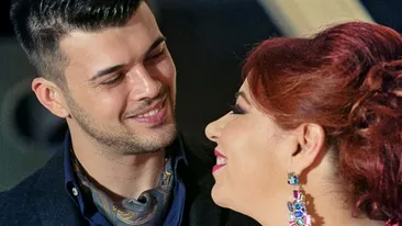 Oana Roman nu isi ascunde formele! Cum arata cu ADEVARAT dupa ce a nascut!