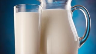 Mai multe produse lactate expirate au fost gasite de Protectia Consumatorului in Suceava
