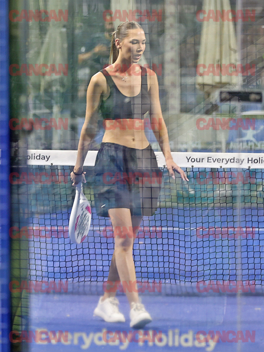 Olga, la un meci de tenis cu CRBL