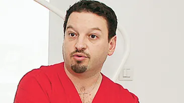 Ridurile de pe gat, estompate prin tratamente cu lumina intens pulsata