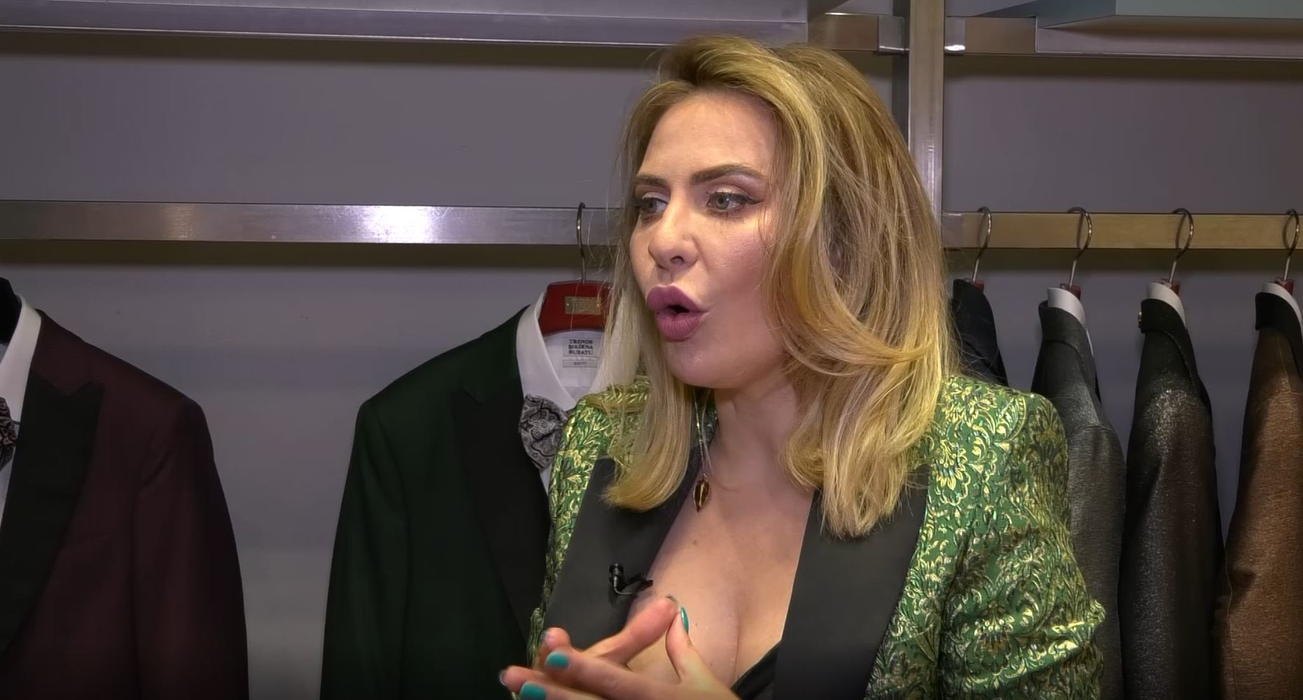 Adina Buzatu: ”Hai să nu mai purtăm modelele pe care le-am văzut la alții!” (Foto: CANCAN.RO)