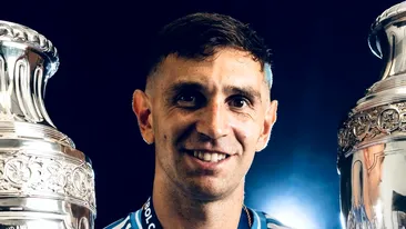 Iubirea care a început într-o stație de autobuz și a câștigat Cupa Mondială. Povestea lui Dibu Martínez și a Mandinhei