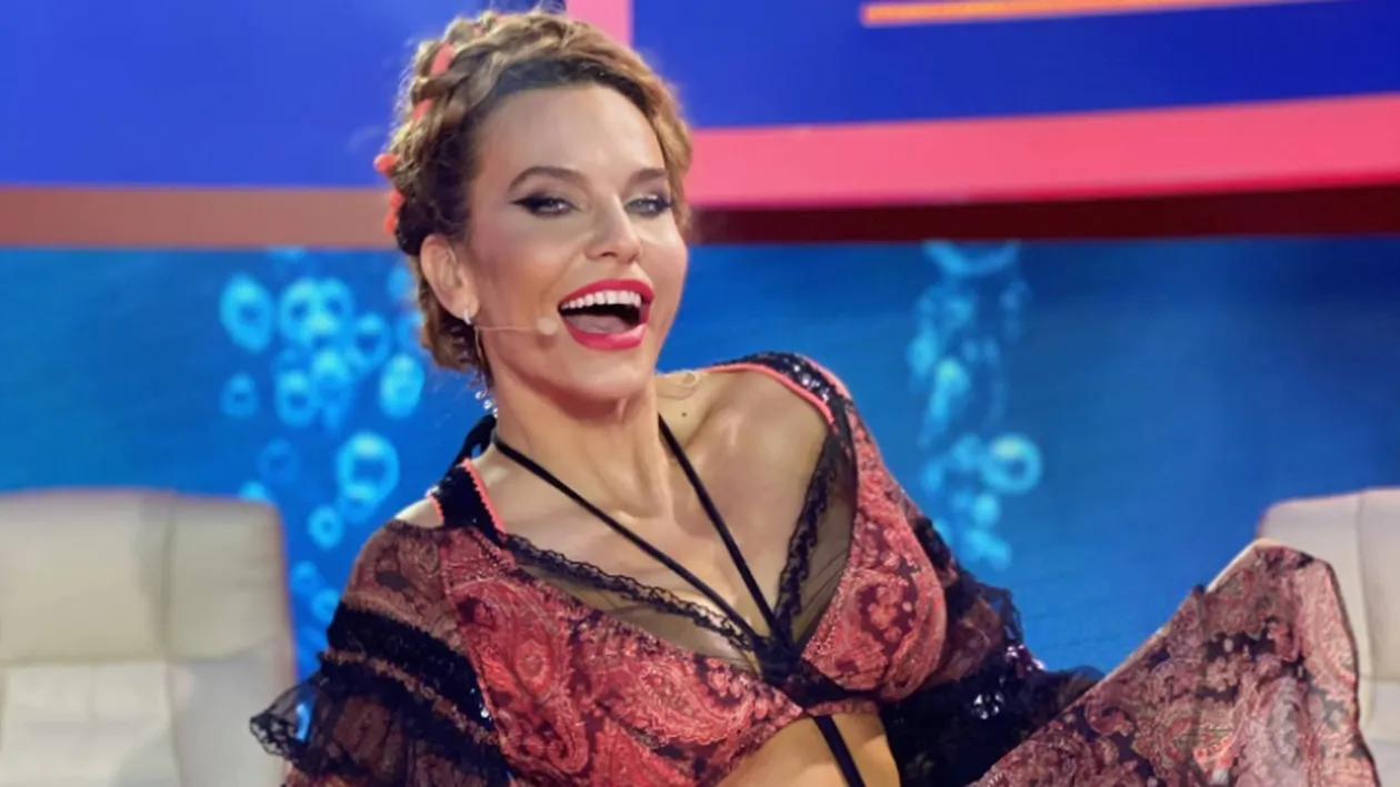 Fiul Annei Lesko îşi doreşte un frăţior. Ce i-a răspuns artista: Lucrul acesta trebuie realizat cu cineva care...