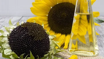 IREAL! Cu cât se vinde un litru de ulei, pe eMag? Suma e colosală