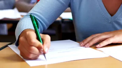 11 elevi au ratat Bacalaureatul pe motiv de fraudă