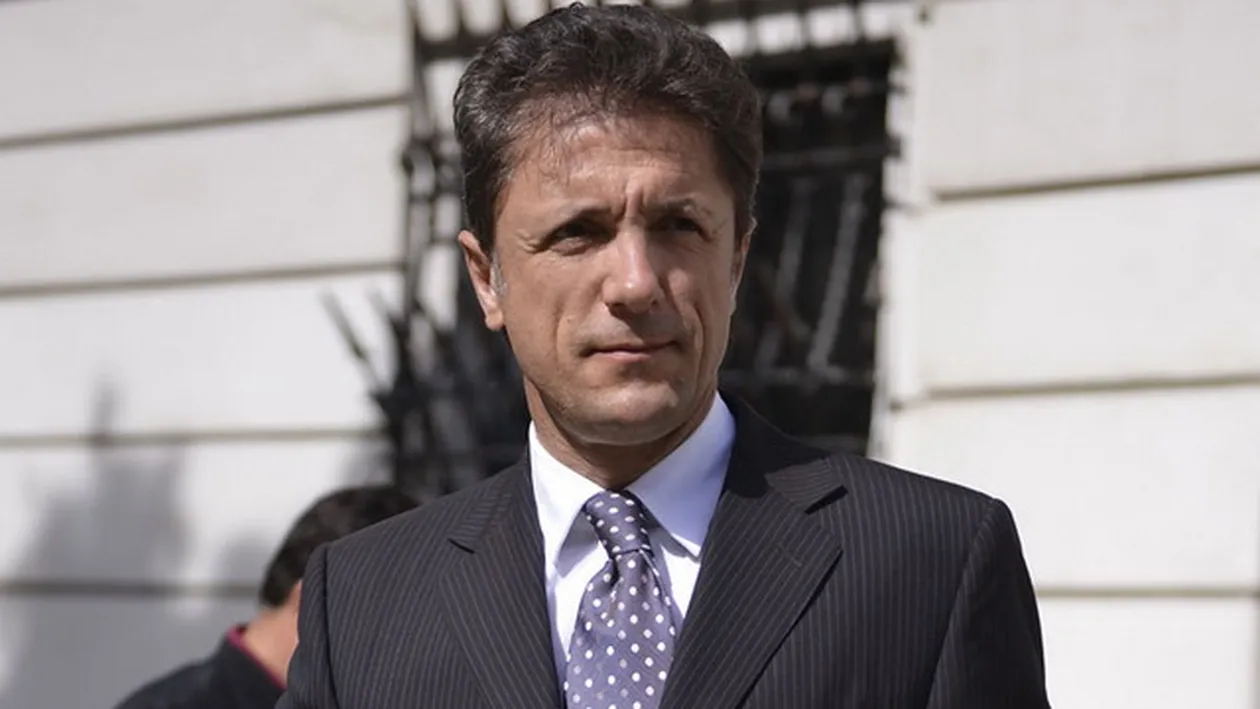 DEZVALUIRI INCREDIBILE! Gica Popescu a scris doua carti pana acum Cum arata dupa 7 luni de inchisoare