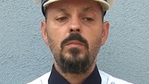 VIDEO Cel mai amuzant agent de politie! Barbatul a venit la sectie cu lectia neinvatata
