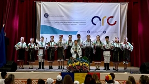 Programul de tabere „ARC”, lansat marți, va reuni tinerii din diaspora și comunitățile istorice ale românilor de peste graniță