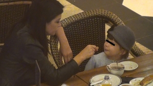 Primele imagini cu Simona Patruleasa dupa pierderea sarcinii! Cum au filmat-o paparazzii pe prezentatoarea TV, alaturi de sotul ei