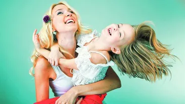 Cum te imparti intre copil si job ca parinte singur?