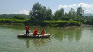 VIDEO. Tragedie în Câmpulung la Tisa, Maramureș. Un băiat de 11 ani s-a înecat la o balastieră