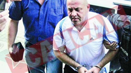 Sex si betii in arestul politiei