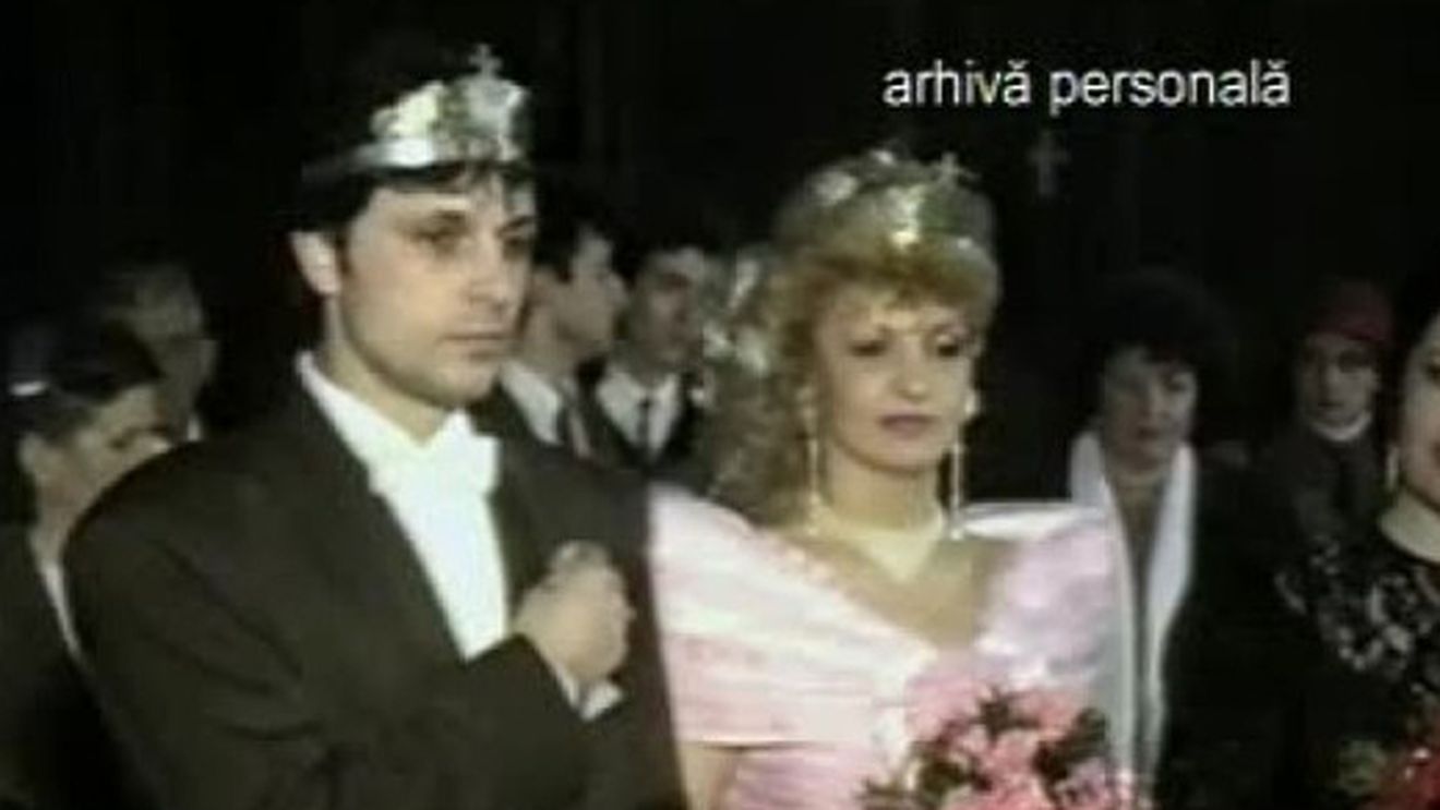 Ileana Ciuculete şi Cornel Galeş s-au îndrăgostit la prima vedere. De ce a purtat regretata artistă rochie de mireasă roz