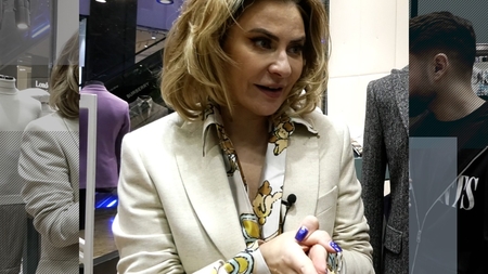 Adina Buzatu face precizări clare despre tendințele vestimentare de Crăciun: "Vă rog să nu rămâneți în papuci!"
