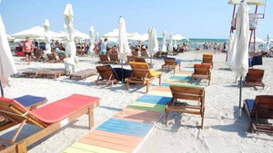 Prima plajă pentru persoanele cu dizabilități, la Mamaia. Ce îi așteaptă acolo pe oamenii cu nevoi speciale. Accestul este GRATUIT