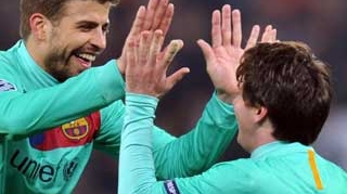 Messi i-a dat de gol dupa ce i-a auzit vorbind la telefon! Pique s-a certat toata noaptea cand a stat la Bucuresti cu Shakira si a jignit-o grav: "Columbianca imputita, cu neamul tau de traficanti..." - Vezi dialogul halucinant