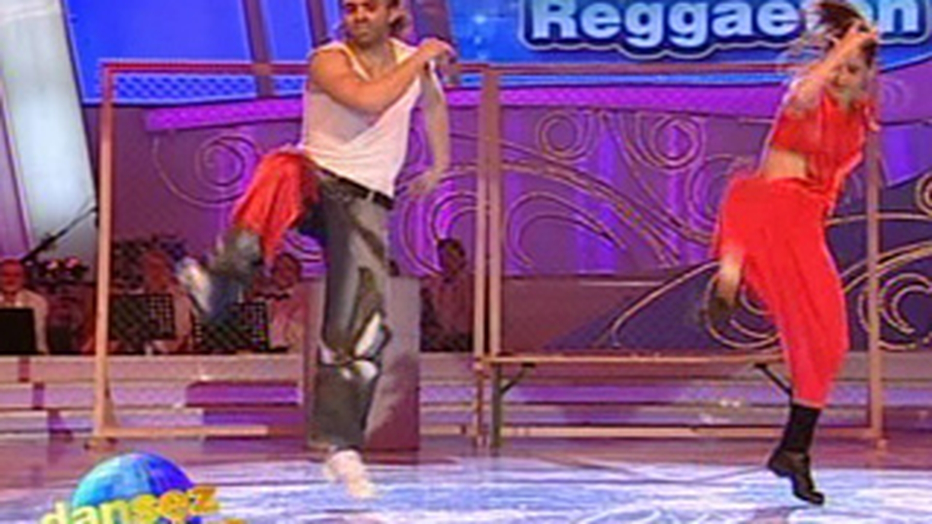 VIDEO Pepe s-a rupt in figuri pe reggaeton! Juriul de la "Dansez pentru tine" a ramas nedumerit! Afla de ce!