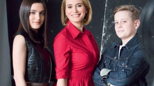 Andreea Esca este una dintre cele mai apreciate prezentatoare de ştiri din România, dar sigur nu bănuieşti ce vor copiii ei să devină: “Nu pot să spun că sunt relaxată...“