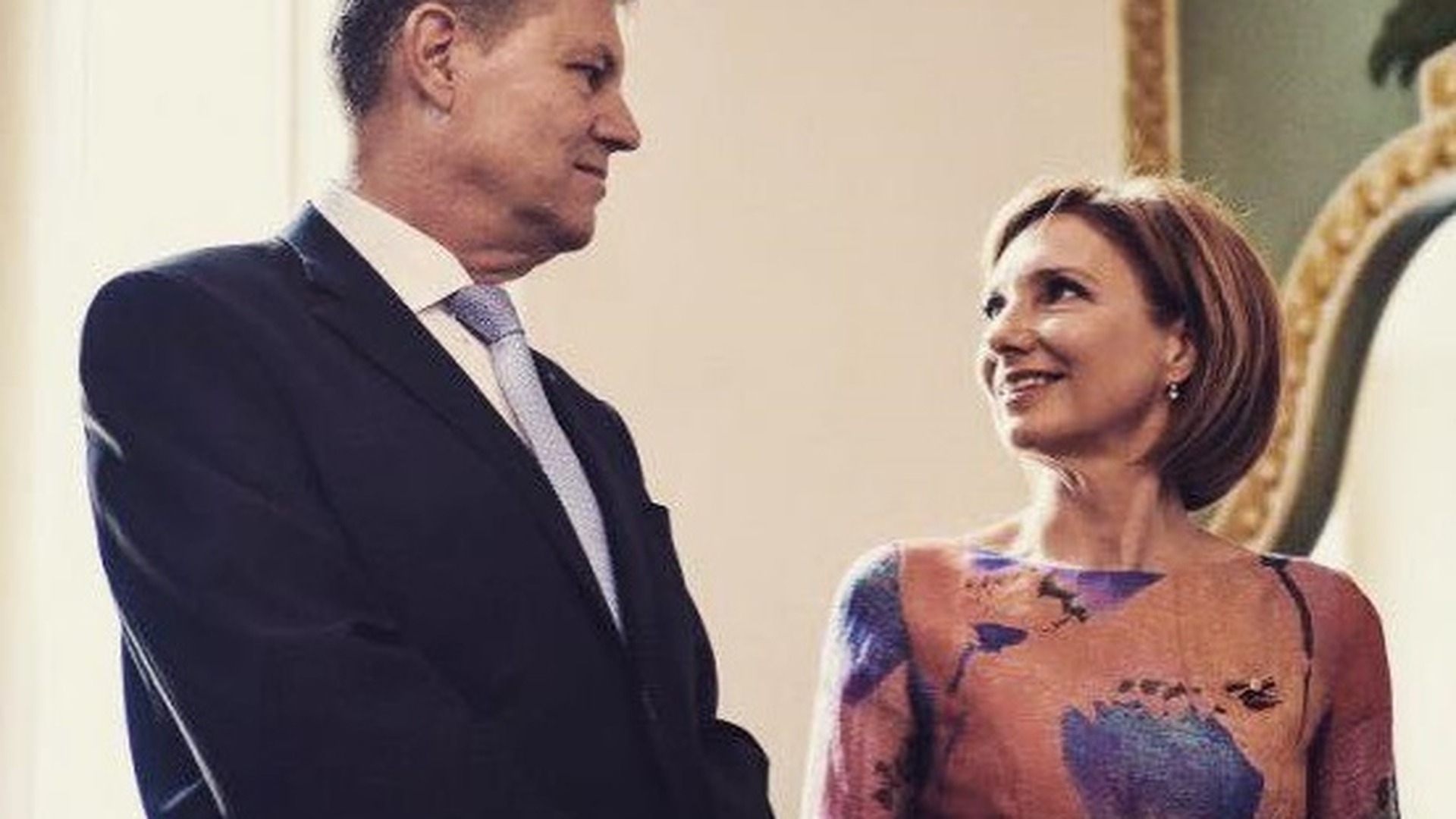Soţia lui Klaus Iohannis, în vizită la copiii de la Spitalul de Psihiatrie "Dr. Gheorghe Preda" Sibiu! Carmen, mesaj emoţionant după întâlnirea cu cei mici