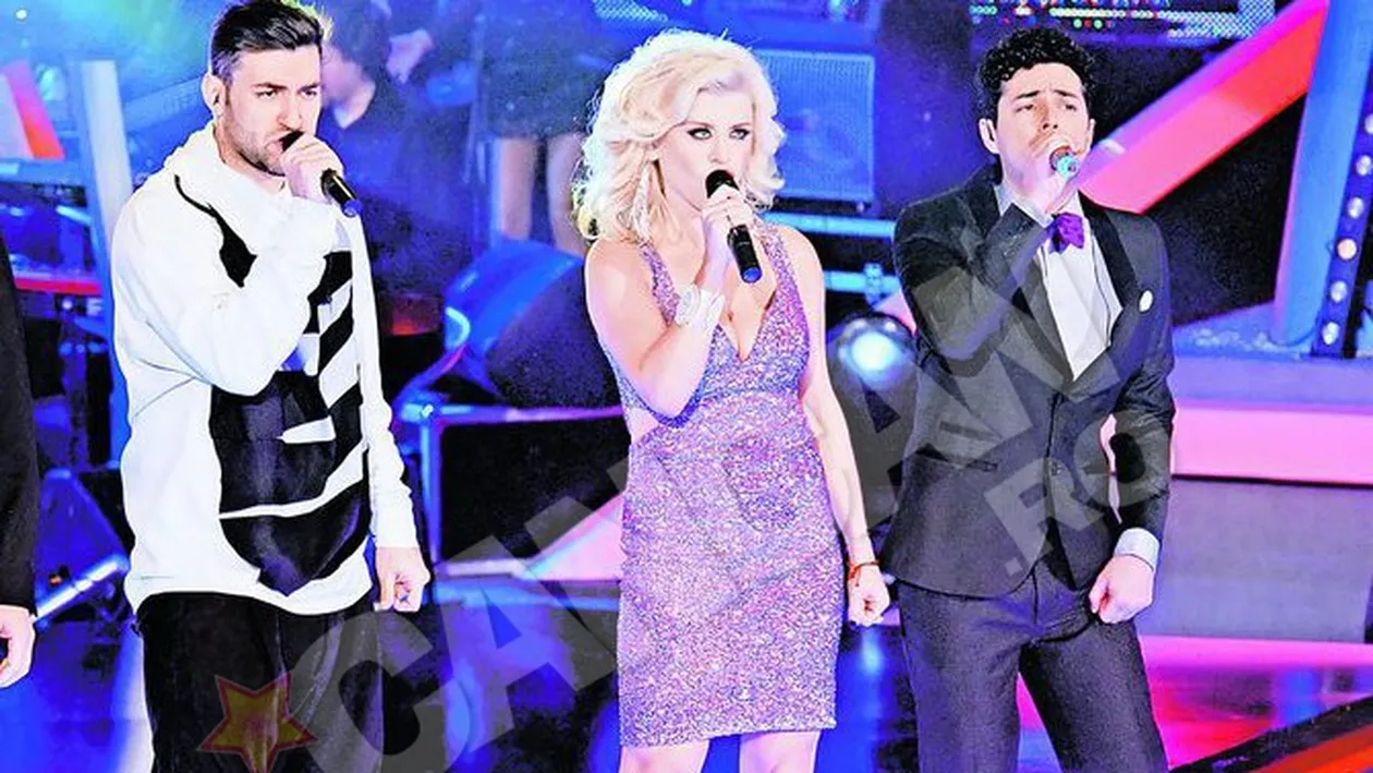 Adelina Chivu si Adela Popescu, spectatori clandestini la Vocea Romaniei! Au chiulit de la job ca sa o vada pe Lori in actiune