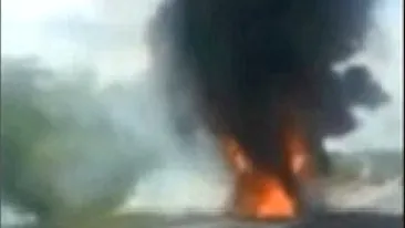 Autobuz în flăcări pe Autostrada Bucureşti-Piteşti. Cei şapte pasageri au…