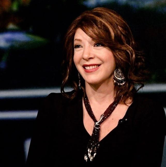 Edith Gonzales înfruntă boala necruţătoare cu zâmbetul pe buze.