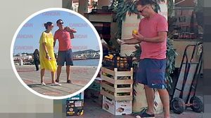 Dan Negru a ”lovit”, soția s-a prăpădit de râs! ”Regele audiențelor” nu se dezminte, e zgârcit! Ce a putut să facă la piață, în Ibiza