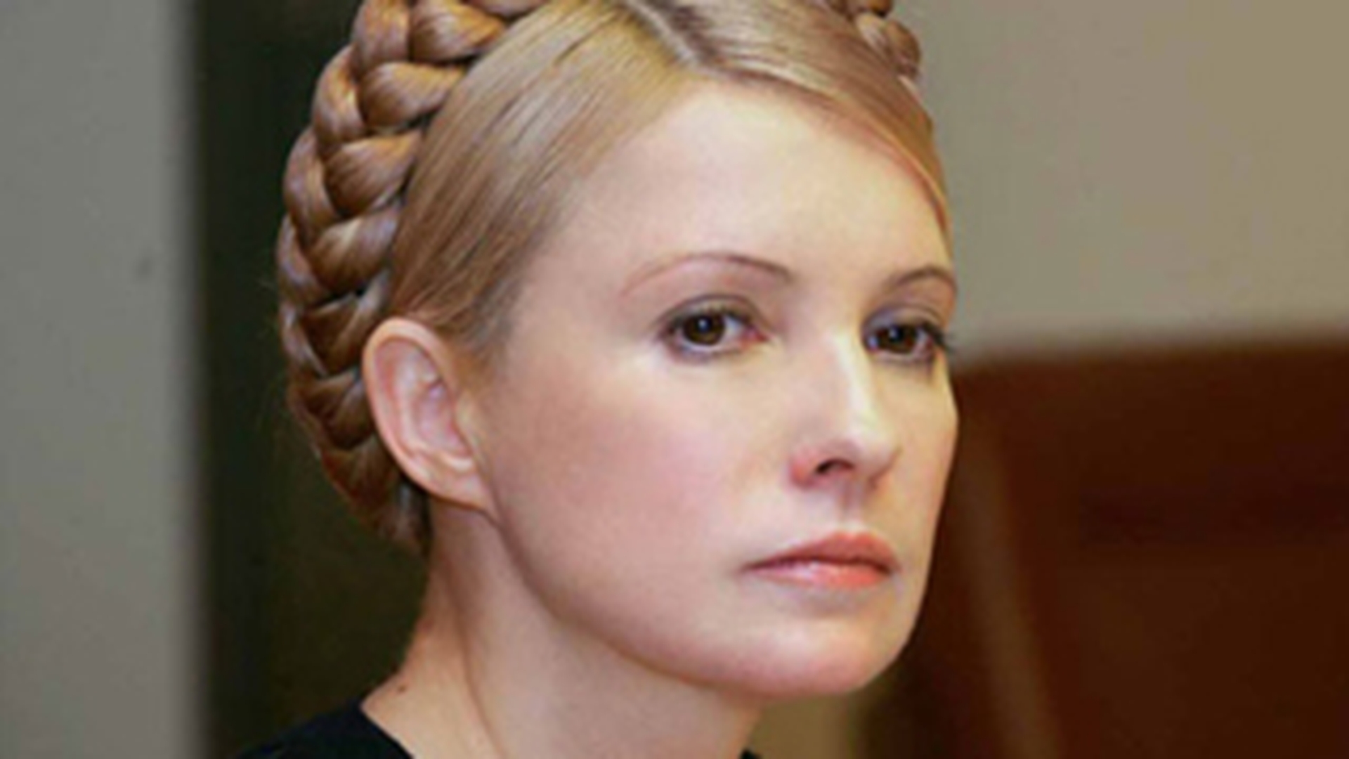 Proteste la Kiev fata de arestarea Iuliei Timosenko! Sustinatorii fostului premier au instalat corturi in centrul orasului!