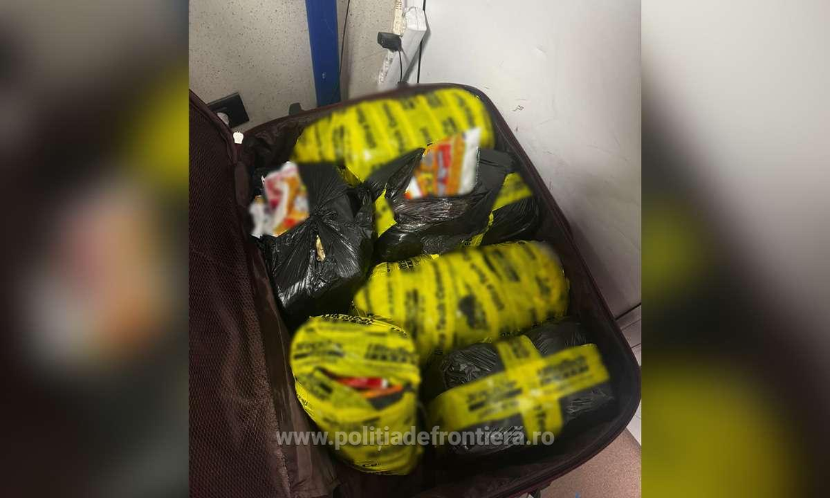 Poliția de Frontieră, captură uriașă pe Aeroportul Otopeni. Ce ascundeau pasagerii în bagaje