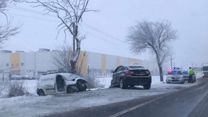 Şoferul care a omorât un om la Salonta are 24 de ani! E străin şi avea cauciucuri de vară pe BMW-ul X6