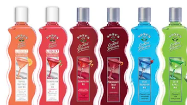 Jennifer Lopez se da cu ea pe picioare, Inna o bea! Vezi aici ce pretentie ciudata are artista la concertul de la Timisoara