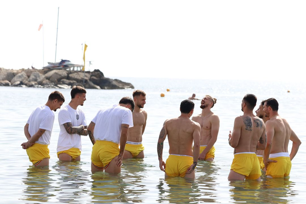 Ce a făcut naționala României după ce a bătut Cipru. Fanii au fost în extaz: „S-au apucat de postat thirst traps”