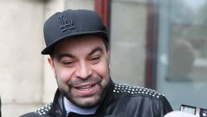 Florin Salam, la un pas de delir! In ce a ajuns sa isi transforme propria casa de frica interlopilor!